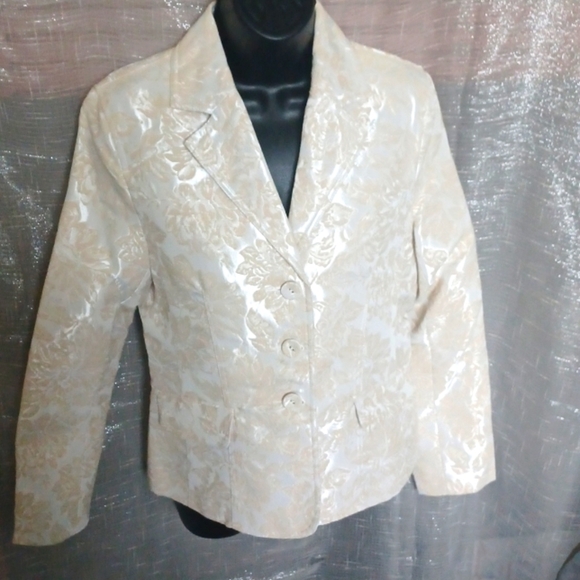 American Exchange, ivory flower blazer, M - Picture 1 of 7